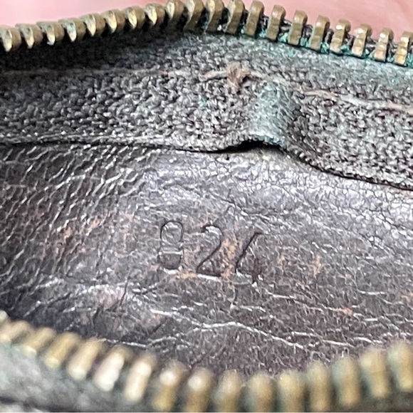 Louis Vuitton brown monogram canvas small keychain zip pouch - Picture 11 of 11